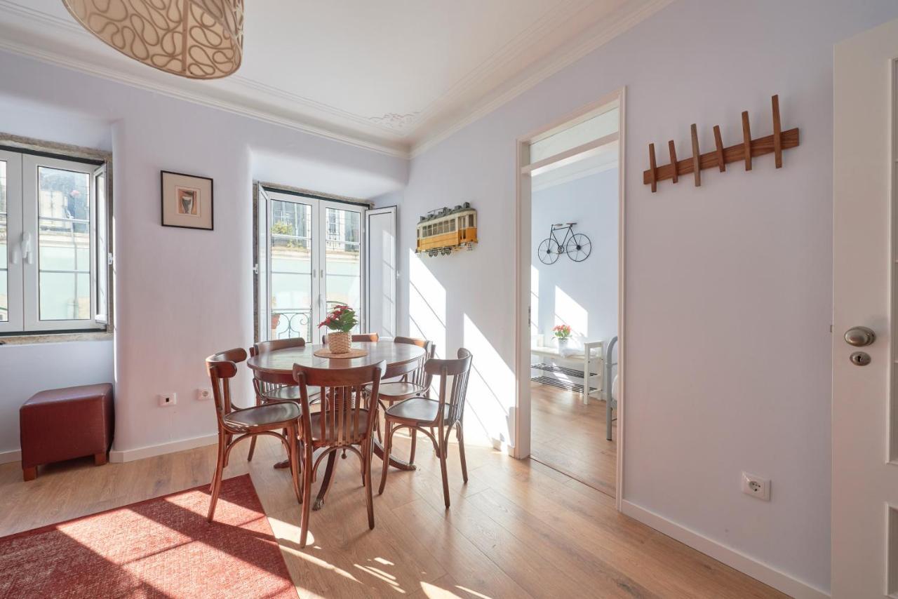 Amazing Terrace And Riverview In Historical Lisboa Екстериор снимка